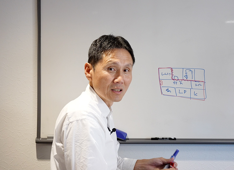 ①下田島モデルハウス見学にお越しになるお客様へのお願い②ペロブスカイトの使い道を考えてみた③屋根裏エアコン1台にこだわる必要はない④役所に建築確認申請書を出したら嫌な顔をされた⑤南西の南東、どちらの向きが良いのか？⑥空き家は活用できるか？